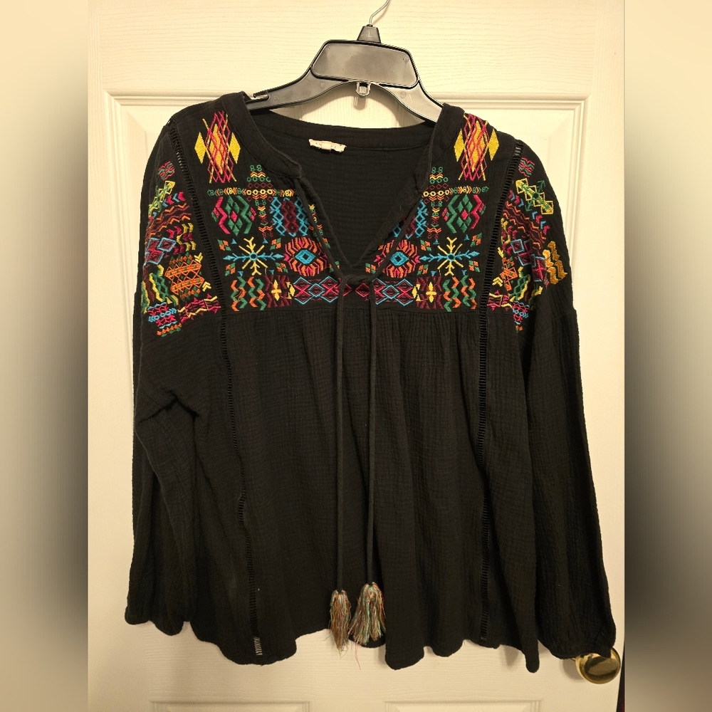 Jodifl ladies aztec top size large